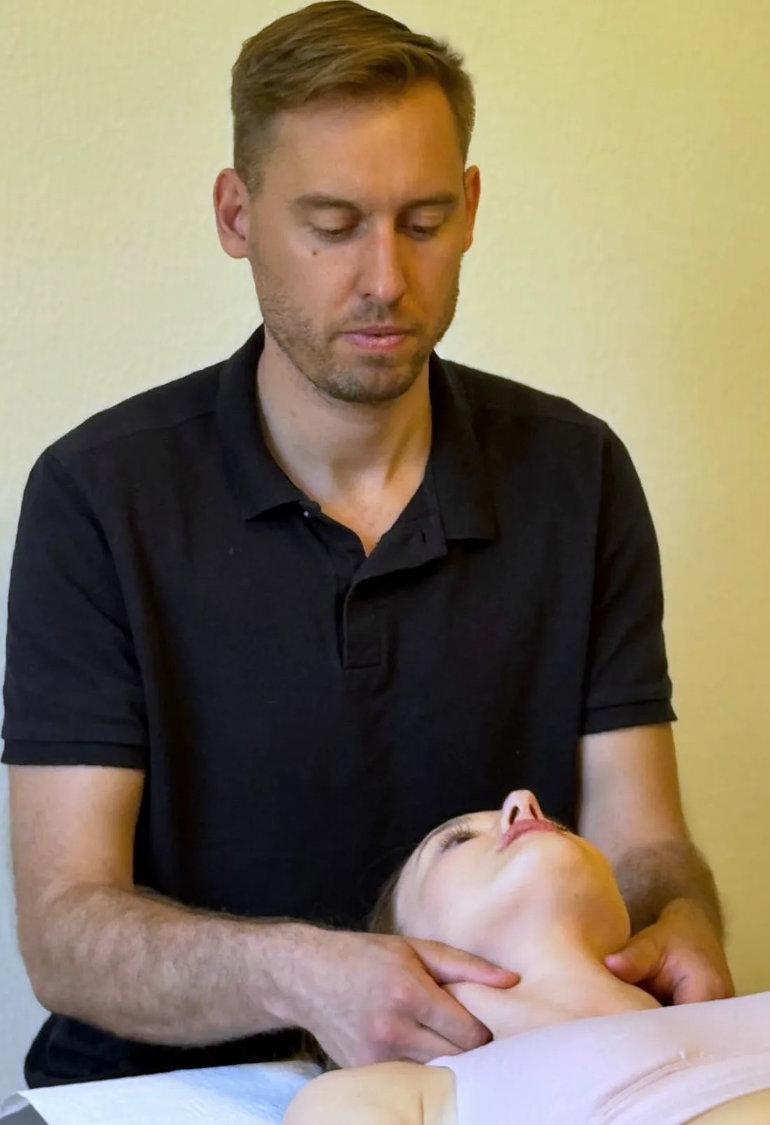 Tomasz Józefiak, fizjoterapeuta, gabinet Impilo Warszawa